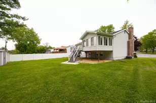 51 Carriage Hill Ln, Poughkeepsie, NY 12603 - Photo 25