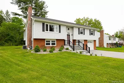 51 Carriage Hill Lane, Poughkeepsie, NY 12603 - Photo 27