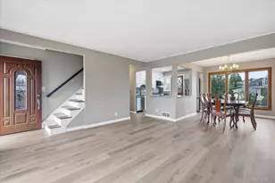 34 Park Cir W, New Hyde Park, NY 11040 - Photo 11