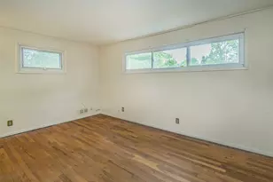43 Plymouth Rd, Port Washington, NY 11050 - Photo 11