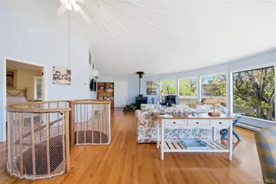583 Bayberry Walk, Ocean Beach, NY 11770 - Photo 5