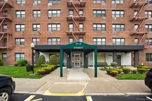 84-29 155th Ave, Howard Beach, NY 11414 - Photo 19