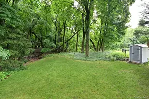 221 Lakeview Dr, Ridgewood, NJ 07450 - Photo 25