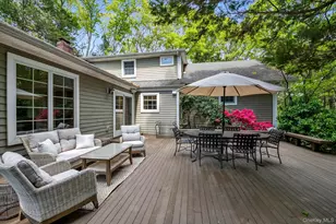3 Carriage Ct, Dix Hills, NY 11746 - Photo 23