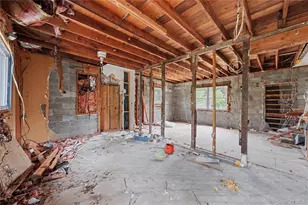 687 Whitley Ln, Highland, NY 12528 - Photo 9