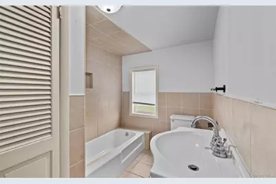 76 Solomon Avenue, Inwood, NY 11096 - Photo 13