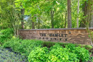 8 Bolton Dr, Manhasset, NY 11030 - Photo 25