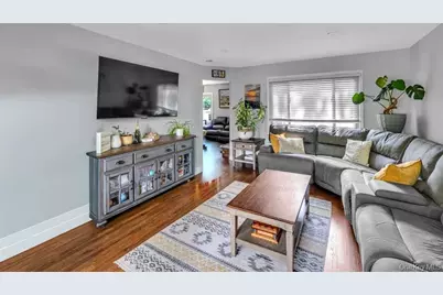 16 Kingsley Road, Huntington, NY 11743 - Photo 9