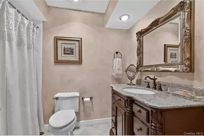 24 Thorngrove Lane, Dix Hills, NY 11746 - Photo 21