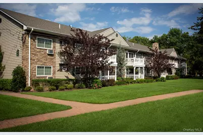 668 Veterans Highway #2-1D, Hauppauge, NY 11788 - Photo 1