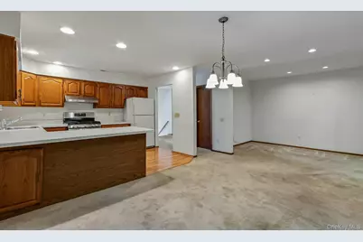 8 Village Gate Way #8, Nyack, NY 10960 - Photo 9