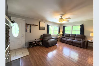 15 Forest Drive, Hyde Park, NY 12538 - Photo 7
