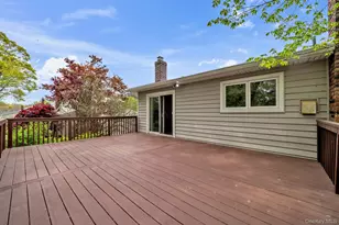 35 Arline Ln, East Islip, NY 11730 - Photo 17