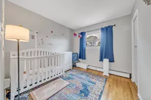 35 Arline Ln, East Islip, NY 11730 - Photo 13