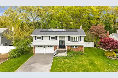 35 Arline Lane, East Islip, NY 11730 - Photo 1