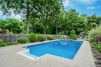 1333 Boston Avenue, Bay Shore, NY 11706 - Photo 35