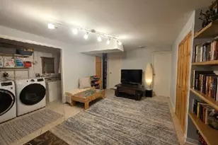 565 Avenue A, Uniondale, NY 11553 - Photo 23