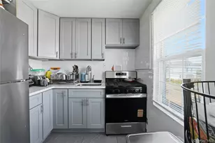 160 Broad St, Williston Park, NY 11596 - Photo 5