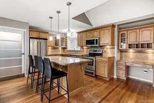 14 Kenneth Ln, North Babylon, NY 11703 - Photo 7