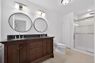 8 Lee Gray Ct, Glen Cove, NY 11542 - Photo 21