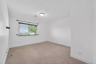 8 Lee Gray Ct, Glen Cove, NY 11542 - Photo 25