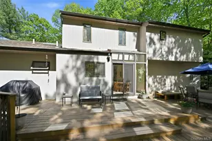 40 Laurel Hill Rd, Centerport, NY 11721 - Photo 43