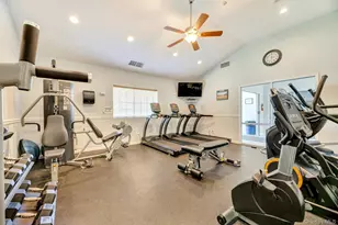 125 Farm House Ct, Manorville, NY 11949 - Photo 15