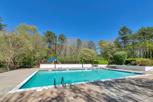 125 Farm House Ct, Manorville, NY 11949 - Photo 23