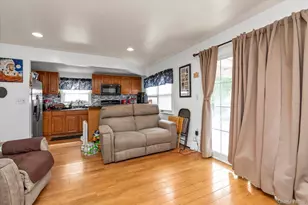 128-19 Cedric Rd, Ozone Park, NY 11420 - Photo 11