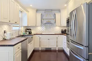 188 Elsie Ave, Merrick, NY 11566 - Photo 9