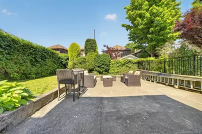 84 Halstead Avenue, Yonkers, NY 10704 - Photo 27