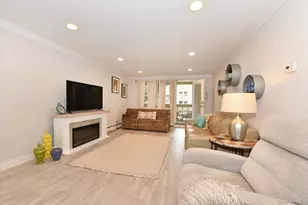 50 Hill Park Ave, Great Neck, NY 11021 - Photo 7