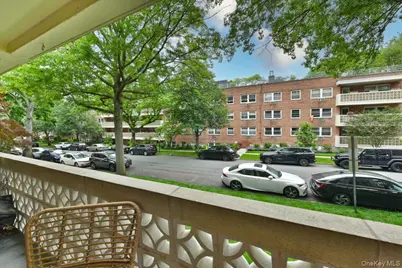 50 Hill Park Avenue #1-L, Great Neck, NY 11021 - Photo 25