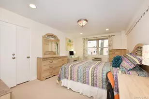 50 Hill Park Ave, Great Neck, NY 11021 - Photo 19