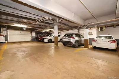 50 Hill Park Avenue #1-L, Great Neck, NY 11021 - Photo 27