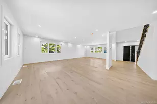 2 Lee Pl, Old Bethpage, NY 11804 - Photo 7