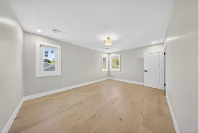 2 Lee Place, Old Bethpage, NY 11804 - Photo 27