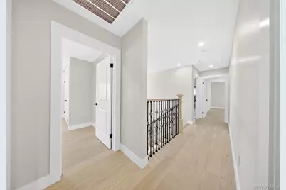 2 Lee Place, Old Bethpage, NY 11804 - Photo 23