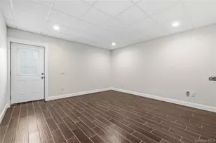 68 Maple Ave, Bethpage, NY 11714 - Photo 39