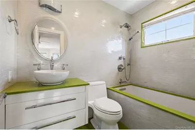 68 Maple Avenue, Bethpage, NY 11714 - Photo 27