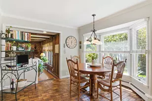 28 King Arthurs Ct, Saint James, NY 11780 - Photo 11