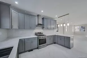 143 Emerson Ave, Floral Park, NY 11001 - Photo 7