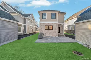 143 Emerson Ave, Floral Park, NY 11001 - Photo 31
