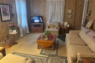 914 Osborn Ave, Riverhead, NY 11901 - Photo 5