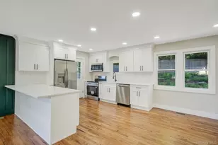 81 E 24th St, Huntington Station, NY 11746 - Photo 5