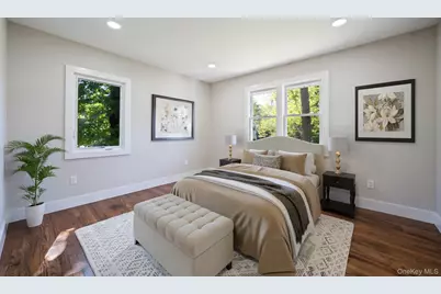81 E 24th Street, Huntington Station, NY 11746 - Photo 9