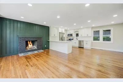81 E 24th Street, Huntington Station, NY 11746 - Photo 3