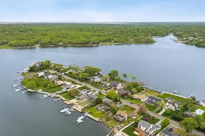 128 Crystal Beach Boulevard, Moriches, NY 11955 - Photo 33