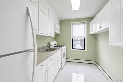 1110 Stadium Avenue #1H, Bronx, NY 10465 - Photo 9