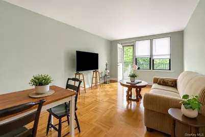 1110 Stadium Avenue #1H, Bronx, NY 10465 - Photo 7